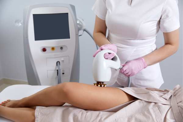 Book your outer thighs treatment Cumbernauld  today!